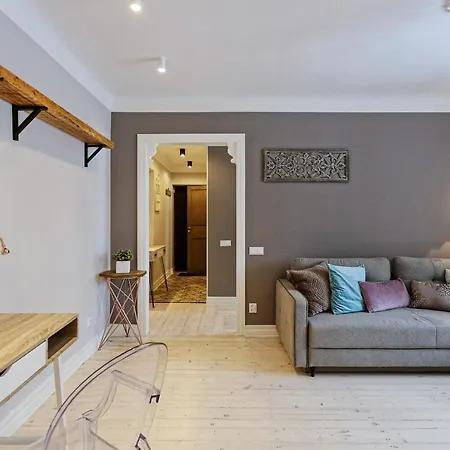 Teika Boutique Apt. + Free Parking Lejlighed